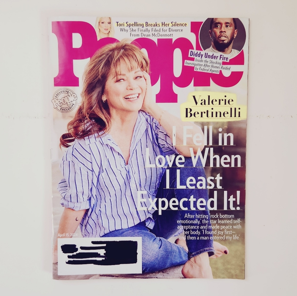 🍭7/$15 People Magazine April 2024 Valerie Bertinelli